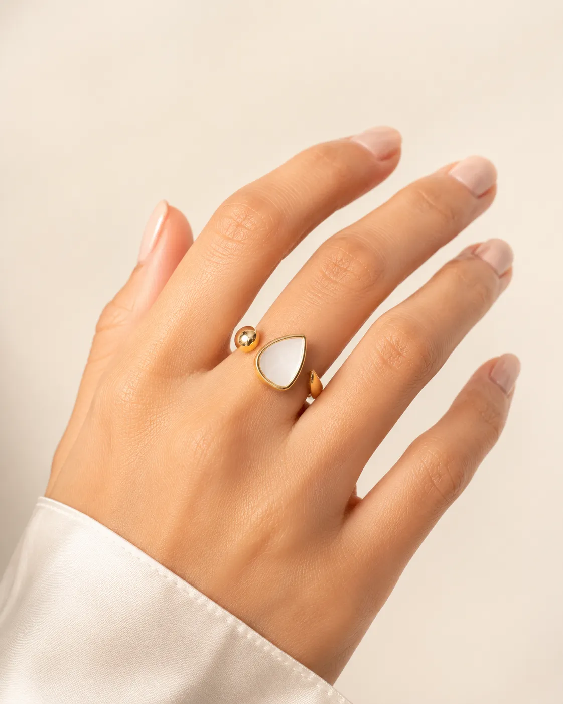 Pearl Dewdrop Ring thumbnail 2