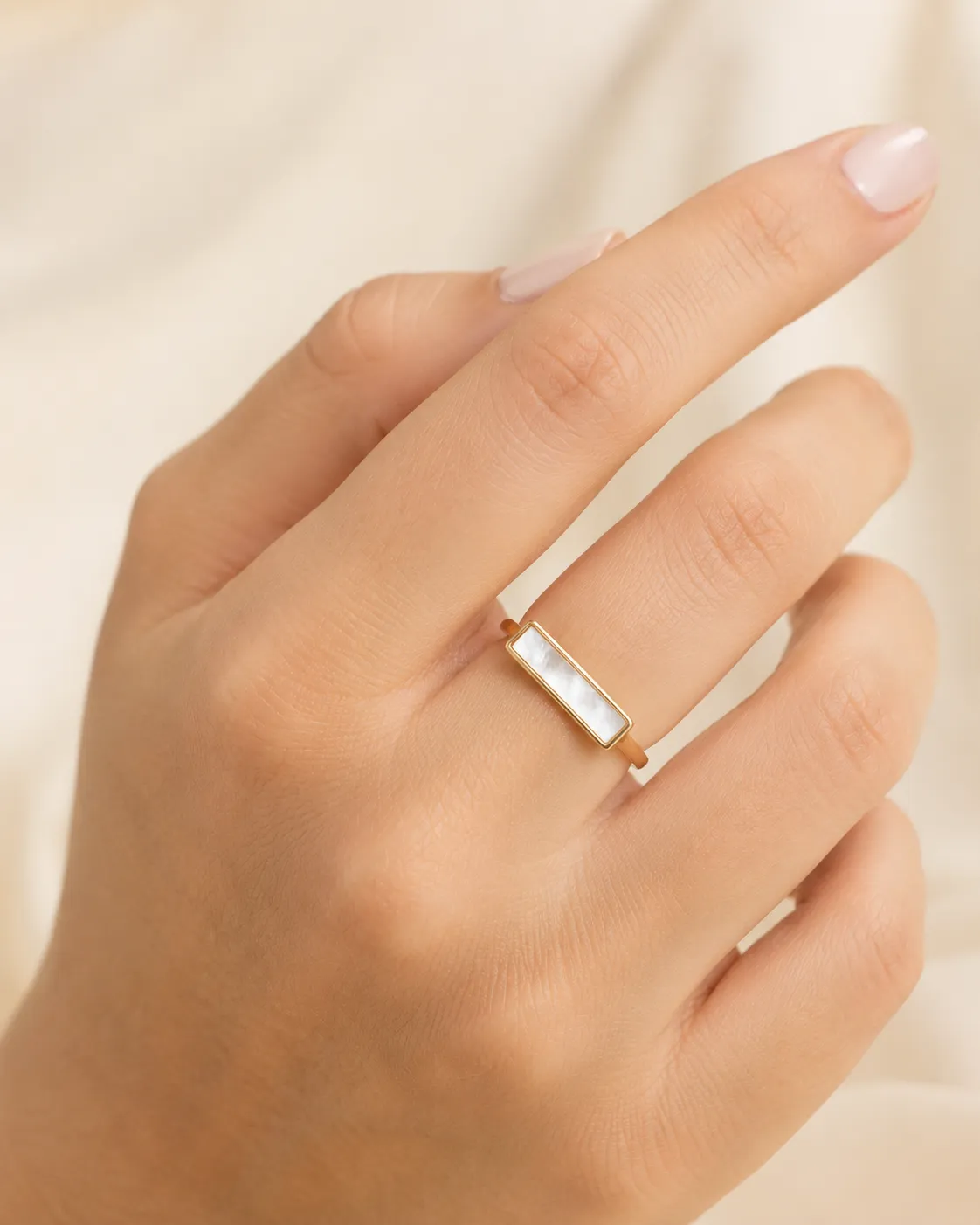 Pearl Bar Ring thumbnail 2